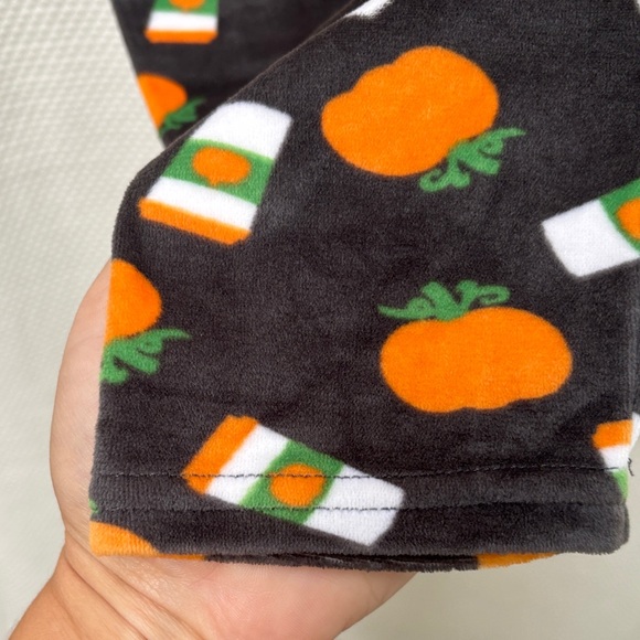 Serra Festive Black Leggings with Pumpkin and Coffee Print PSL Aldi AoS - Picture 4 of 5